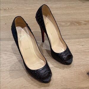 Christian Louboutin Textured Black Peep-Toe Heels